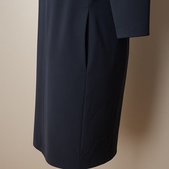 MM LaFleur Navy Blue 3/4 Sleeve Sheath Work Dress Size 12 - Picture 5 of 11